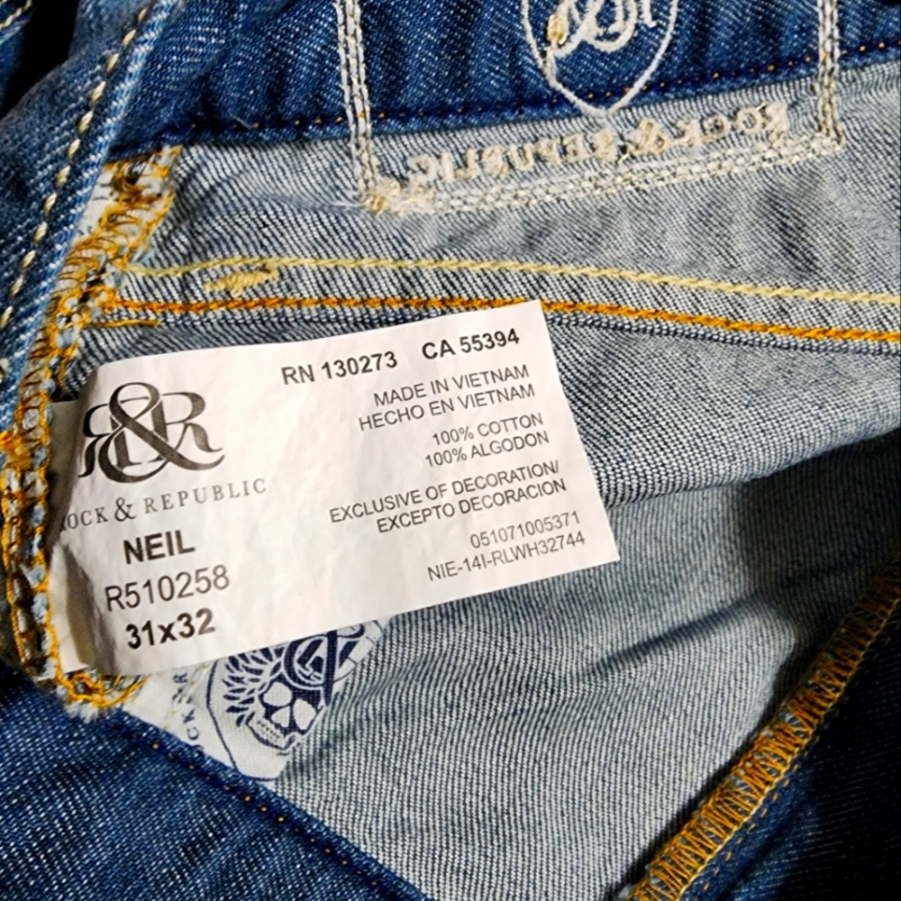 Rock And Republic  Men's Jeans 31x32 Straight Leg Casual Distressed - Picture 12 of 16